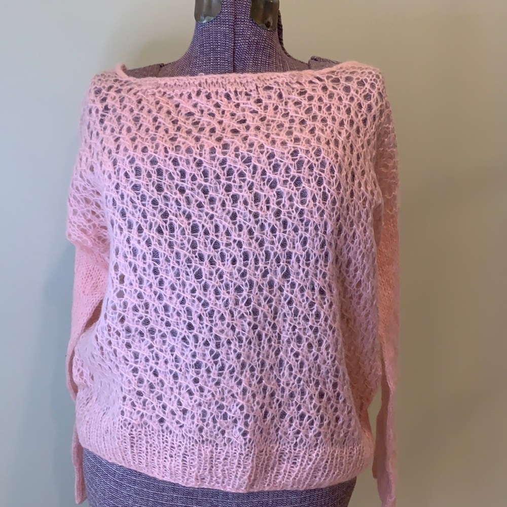 Hand Made Wool Pullover Pink New Lacey Knit